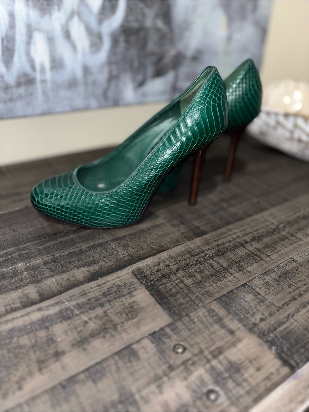 Tory Burch embossed leather animal print pumps BEAUTIFUL emerald green SZ 5 - Picture 3 of 8